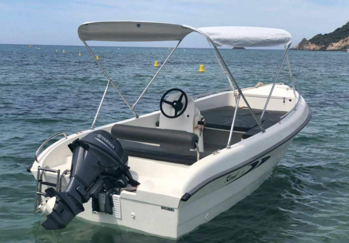 Location de bateaux sans permis à Bandol