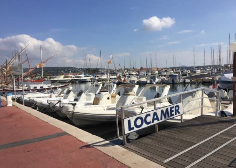 Location de pneumatiques grande capacité d'accueil à louer en juillet à Bandol près de Toulon