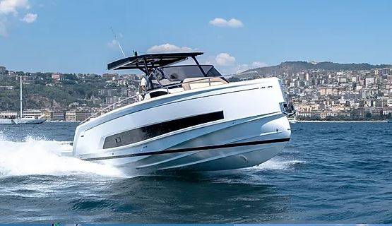 Vedette Salpa à louer avec skipper Bandol