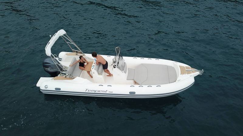 Louer un bateau à moteur Bandol